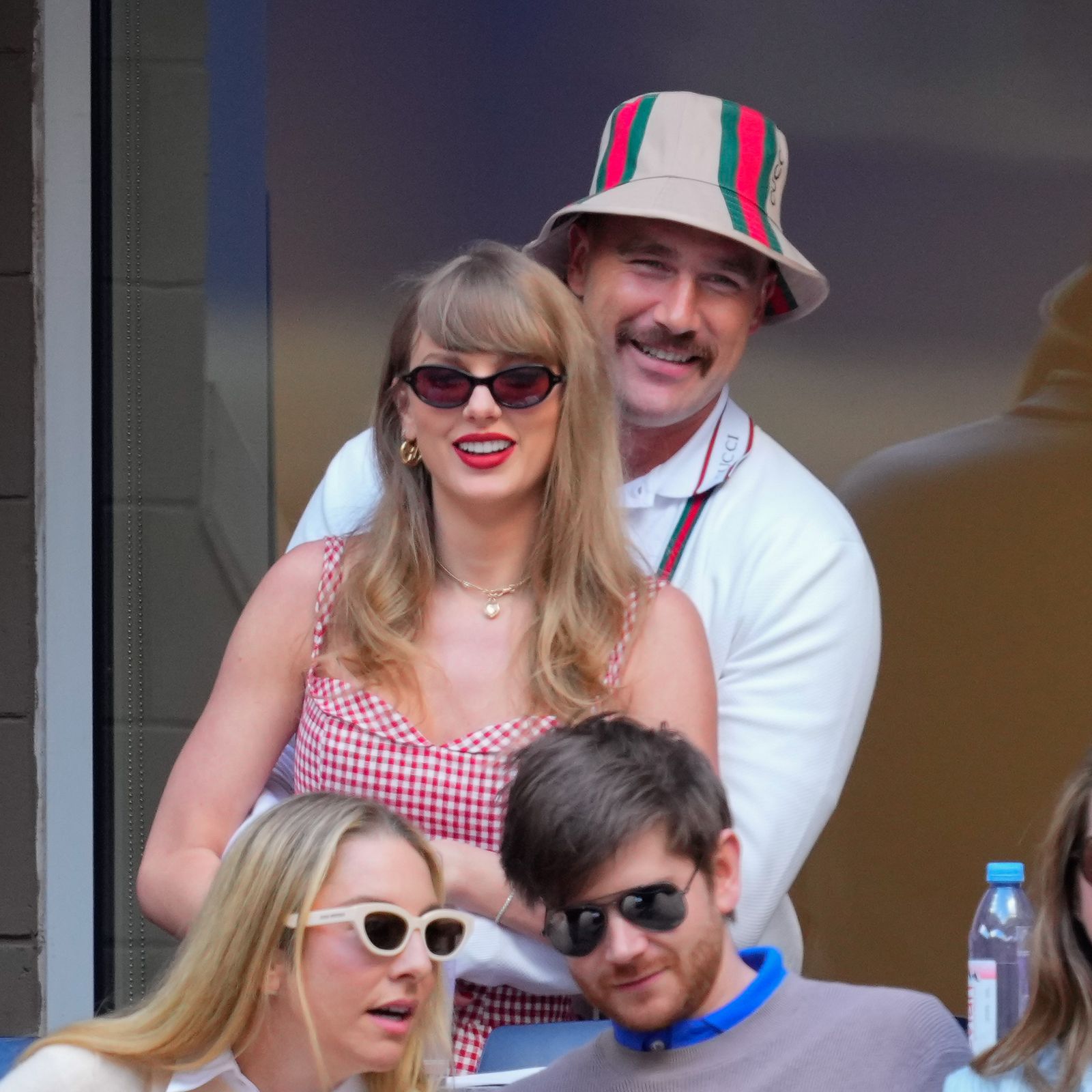 5 Signs Taylor Swift and Travis Kelce Have a Truly Healthy Relationship