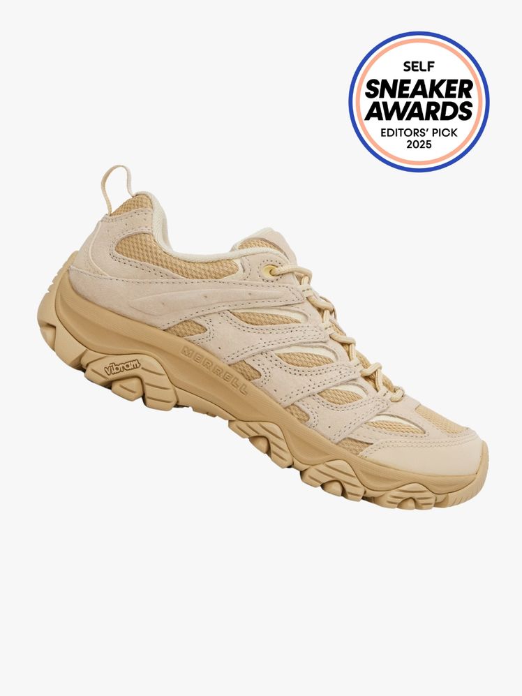 Merrell Moab 3 in beige color way. The SELF Sneaker Awards seal is in the top right corner.