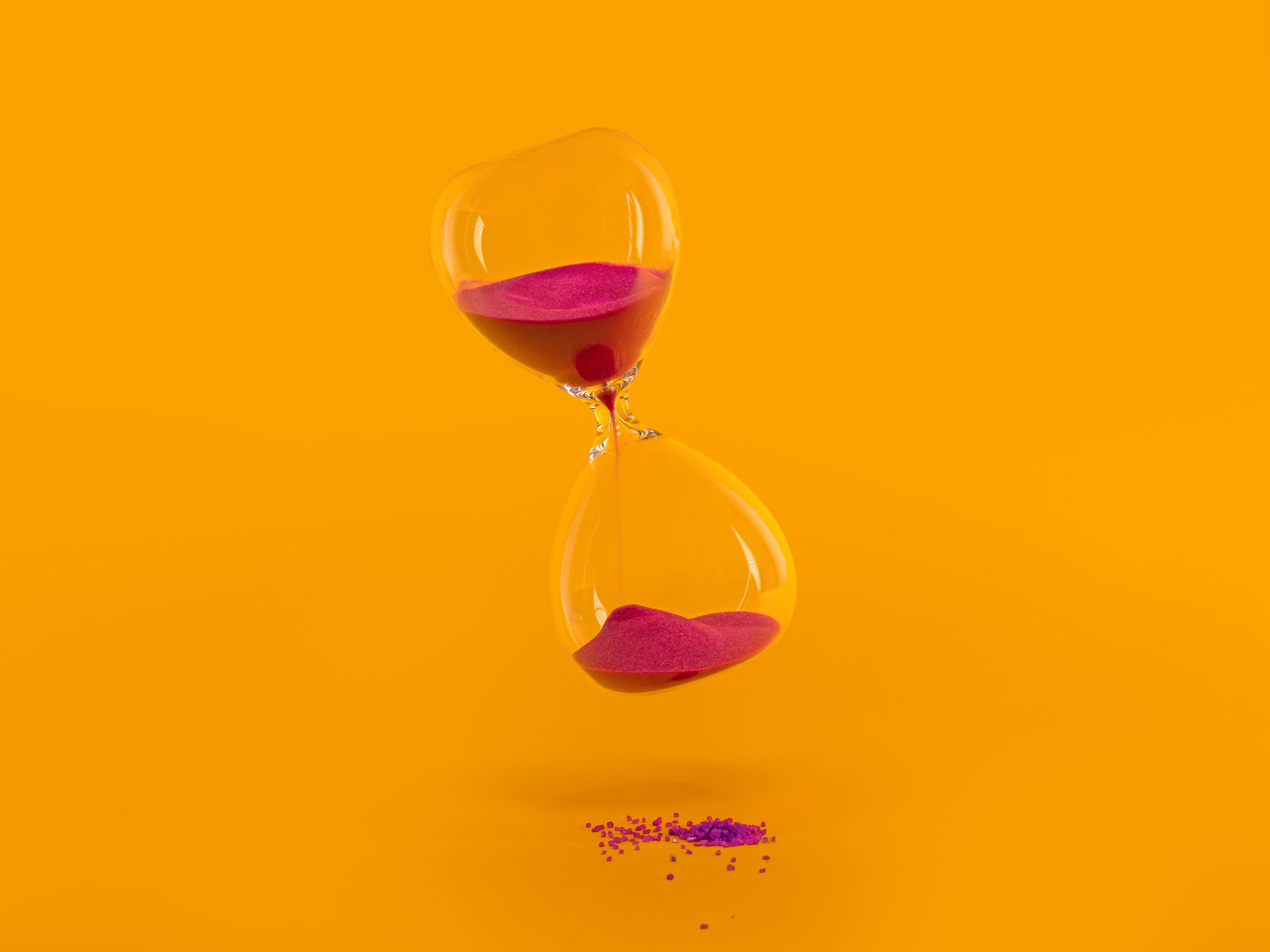 6 Signs You’re Settling, According to Couples Therapists