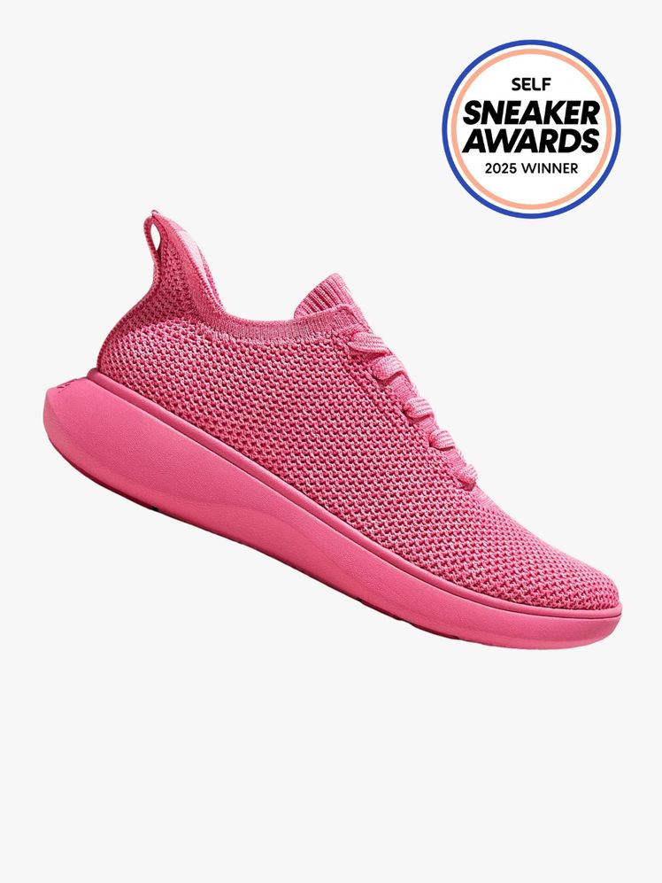 VIVAIA ULeaf mesh sneaker slider in a hot pink color way. The SELF Sneaker Awards seal is in the top right corner.